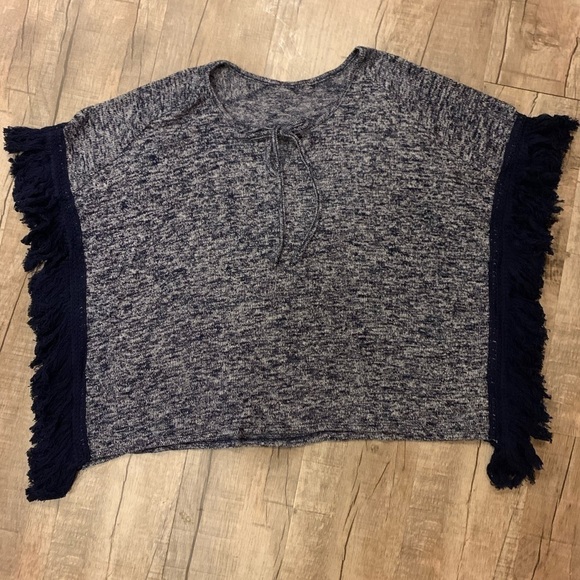 Women's Poncho with Fringe Arms - Picture 3 of 4